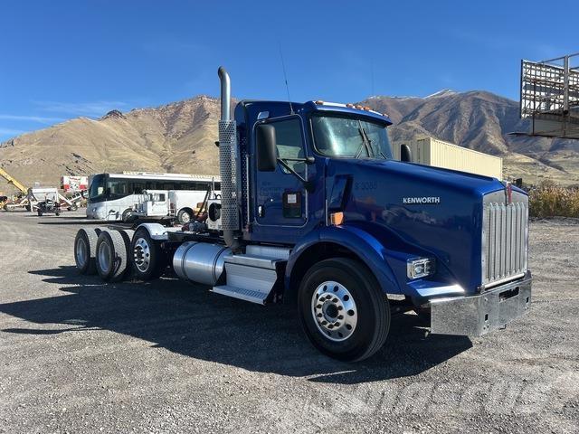 Kenworth T800 وحدات الجر