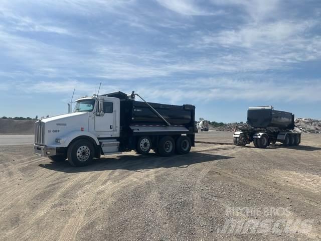 Kenworth T800B شاحنات أخرى