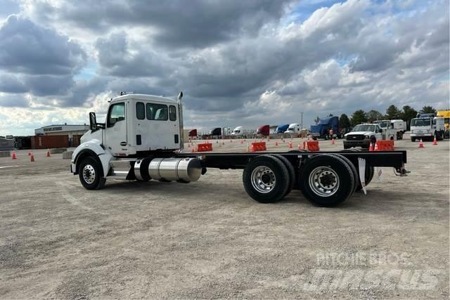 Kenworth T880 كابينة والداخلية