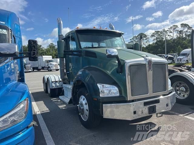 Kenworth T880 وحدات الجر