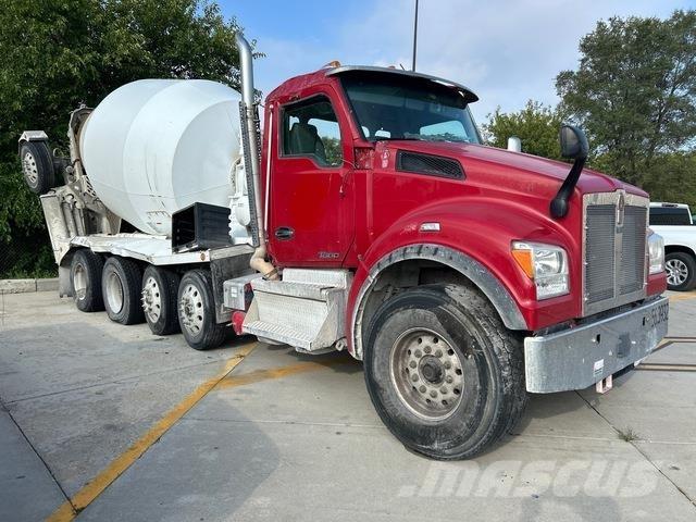 Kenworth T880 شاحنات أخرى