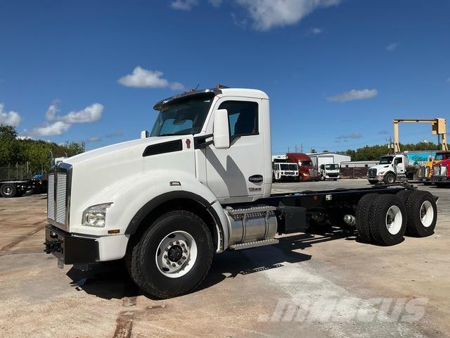 Kenworth T880 كابينة والداخلية