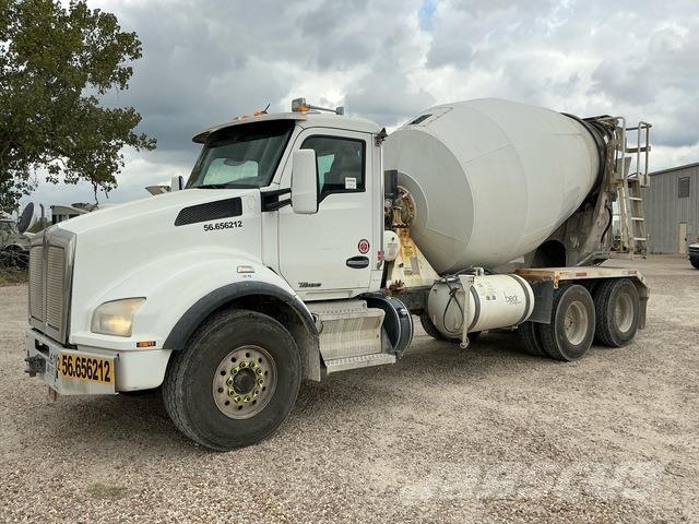 Kenworth T880 شاحنات أخرى