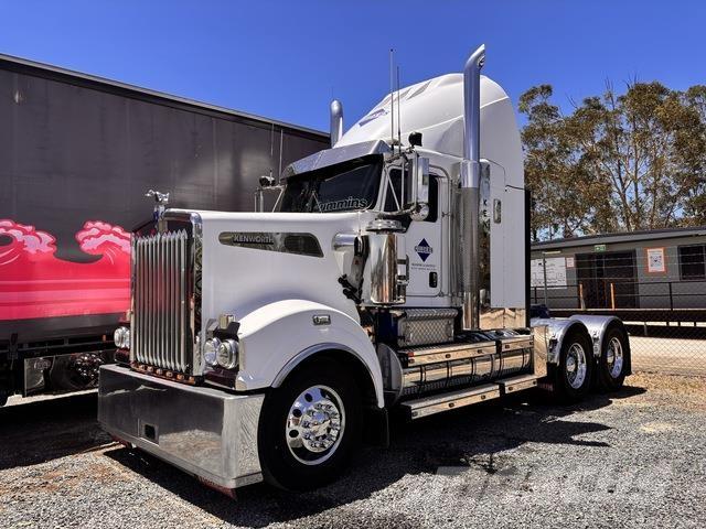 Kenworth T909 وحدات الجر