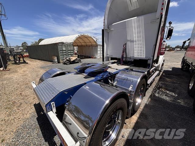 Kenworth T909 وحدات الجر