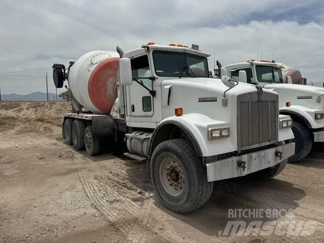 Kenworth W900 شاحنات أخرى