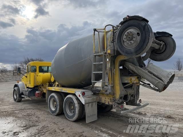 Kenworth W900 شاحنات أخرى