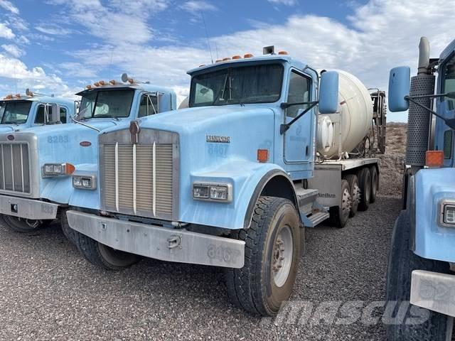 Kenworth W900 شاحنات أخرى