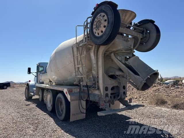 Kenworth W900 شاحنات أخرى