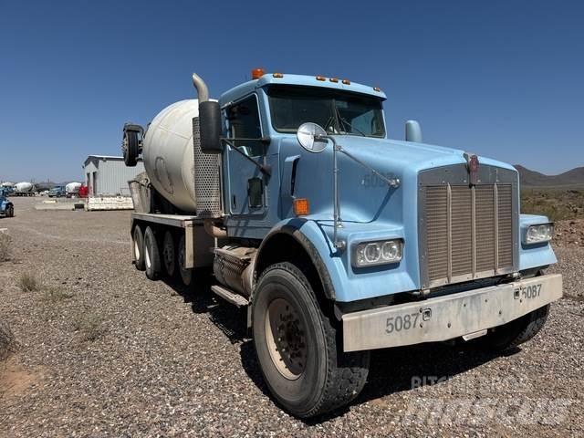 Kenworth W900 شاحنات أخرى