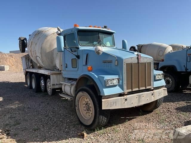 Kenworth W900 شاحنات أخرى