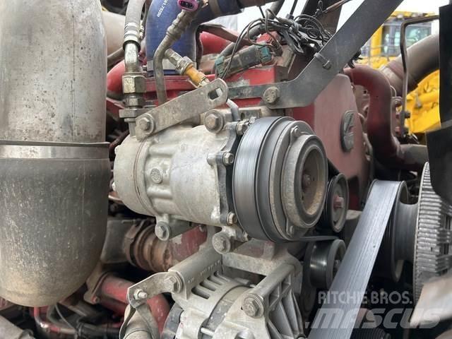 Kenworth W900 وحدات الجر