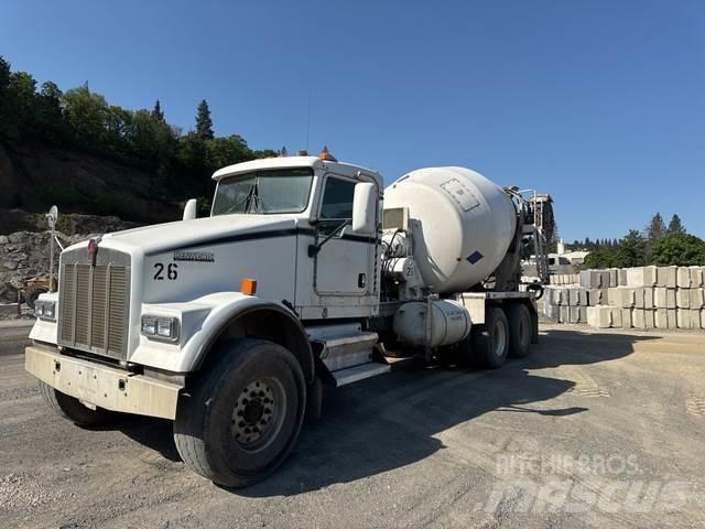 Kenworth W900 شاحنات أخرى