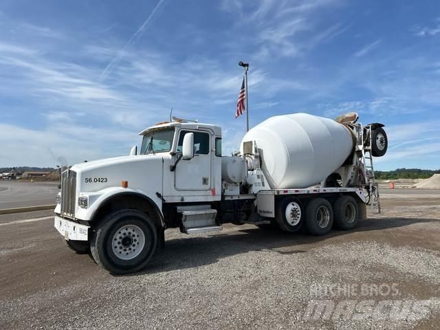 Kenworth W900 شاحنات أخرى