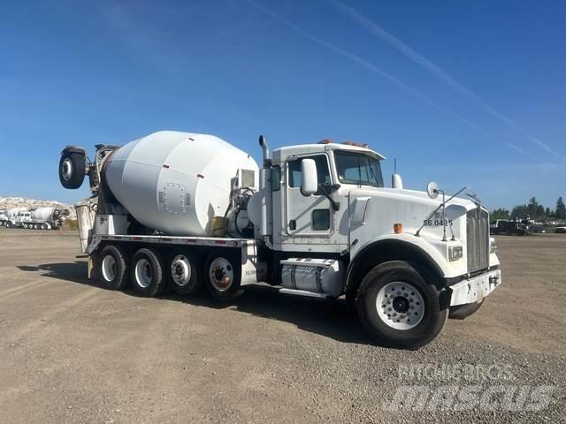 Kenworth W900 شاحنات أخرى