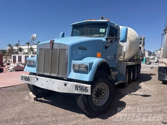 Kenworth W900 شاحنات أخرى
