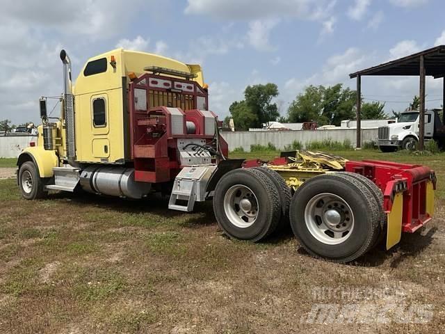 Kenworth W900 مركبات إصلاح الأعطال