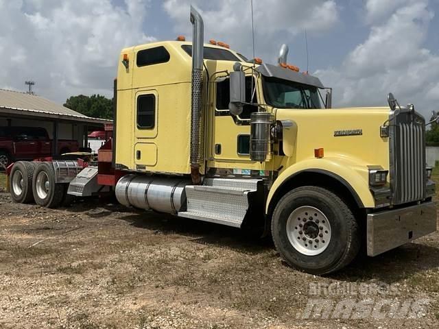 Kenworth W900 مركبات إصلاح الأعطال
