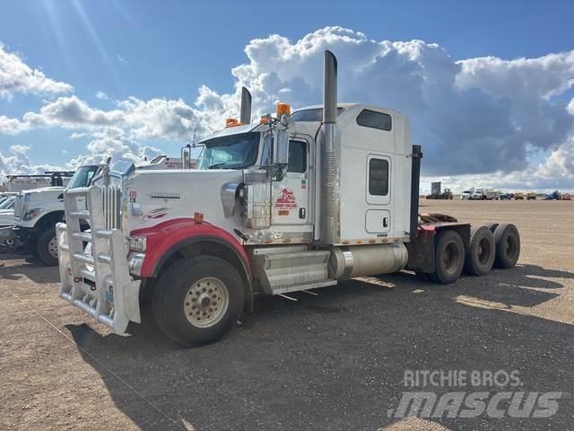 Kenworth W900 وحدات الجر