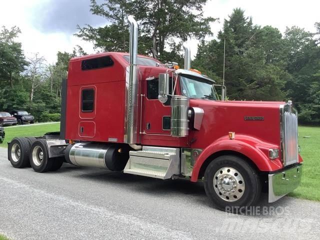 Kenworth W900 وحدات الجر