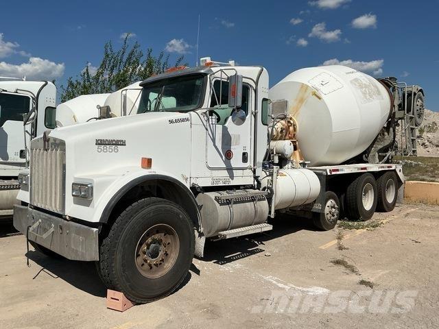 Kenworth W900 شاحنات أخرى