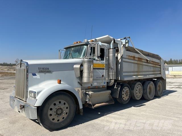 Kenworth W900 شاحنات قلابة