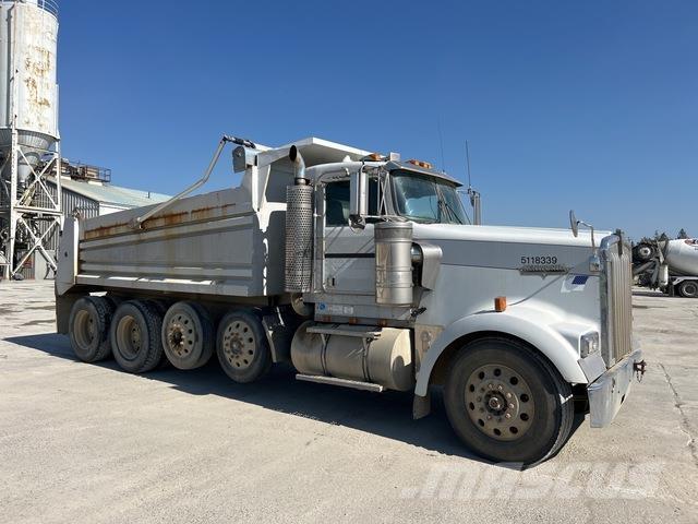 Kenworth W900 شاحنات قلابة