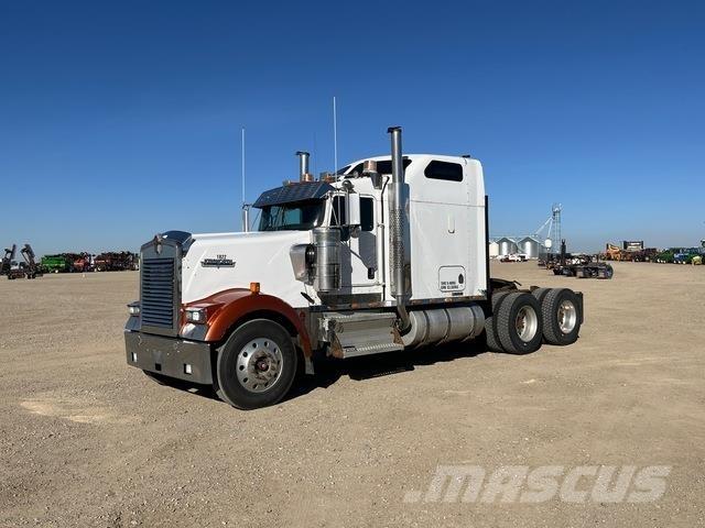 Kenworth W900 وحدات الجر