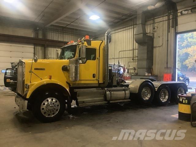Kenworth W900 وحدات الجر