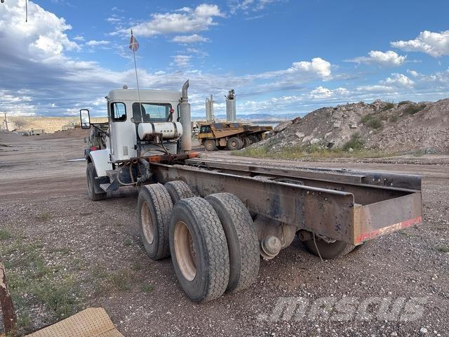 Kenworth W900 كابينة والداخلية