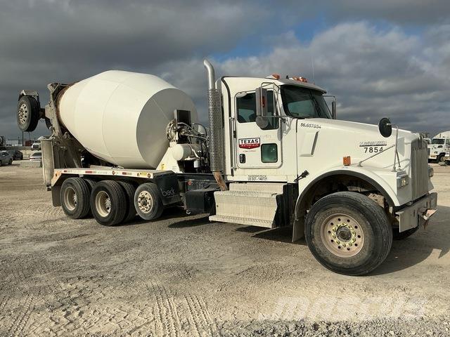 Kenworth W900 شاحنات أخرى