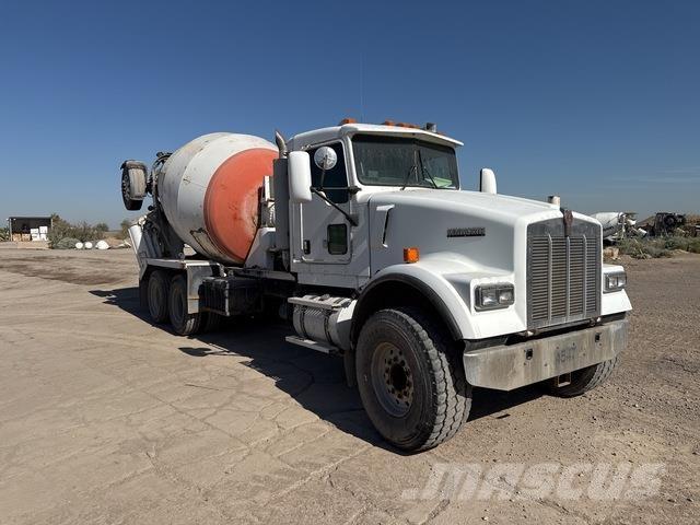 Kenworth W900 شاحنات أخرى