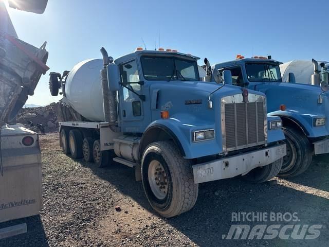 Kenworth W900B شاحنات أخرى