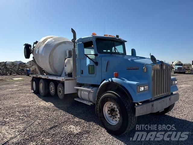 Kenworth W900B شاحنات أخرى