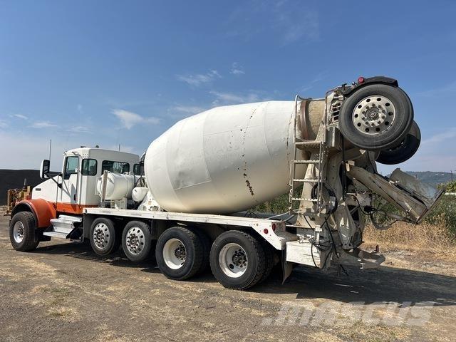 Kenworth W900B شاحنات أخرى