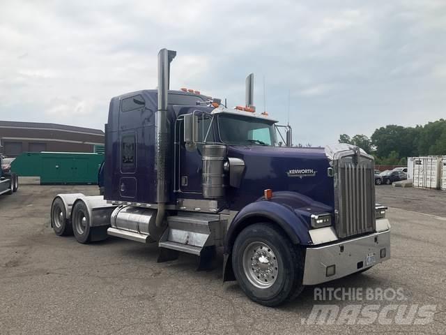 Kenworth W900L وحدات الجر