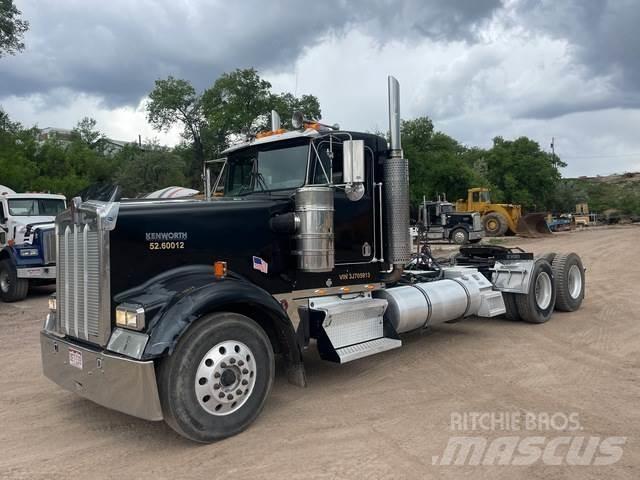 Kenworth W900L وحدات الجر