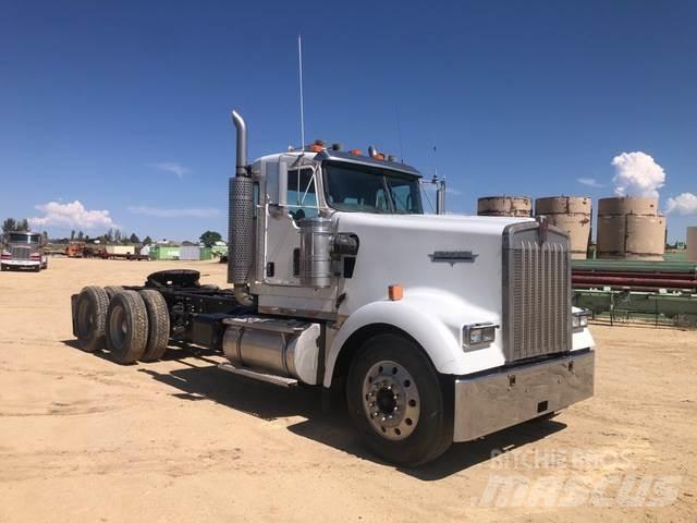 Kenworth W900L وحدات الجر