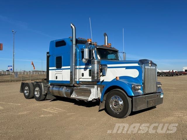 Kenworth W900L وحدات الجر