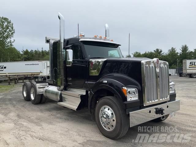 Kenworth W990 وحدات الجر