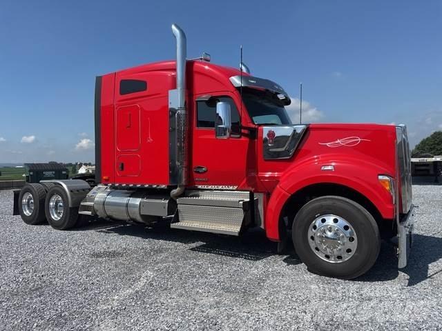 Kenworth W990 وحدات الجر