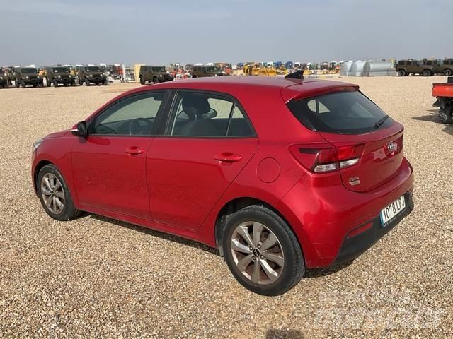 Kia Rio سيارات