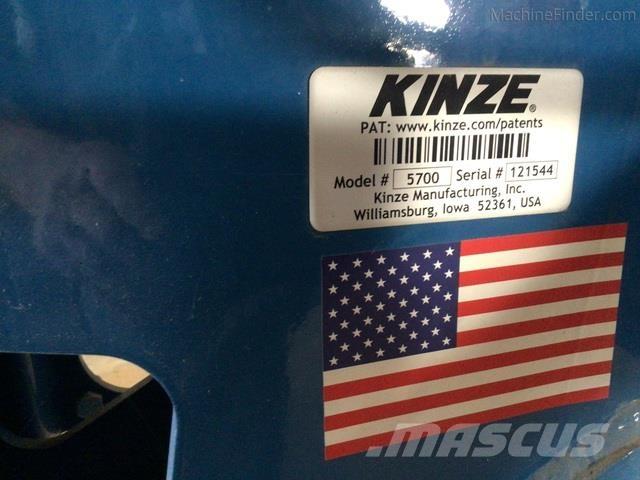 Kinze 5700 معدات بذر