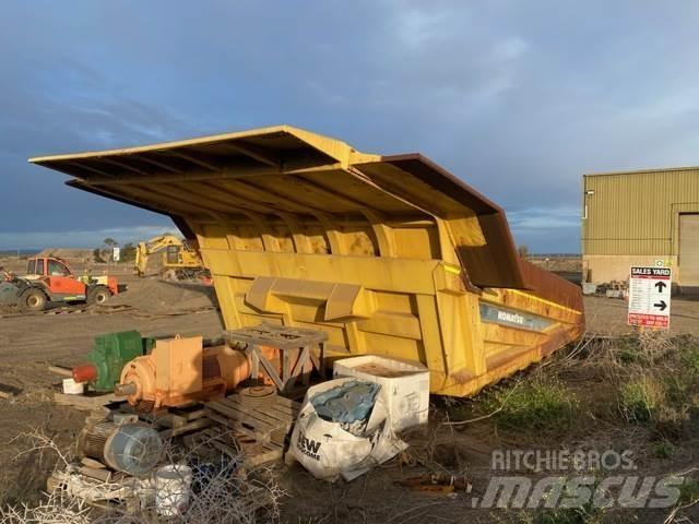 Komatsu  أخرى