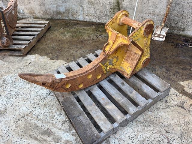 Komatsu  خداشات