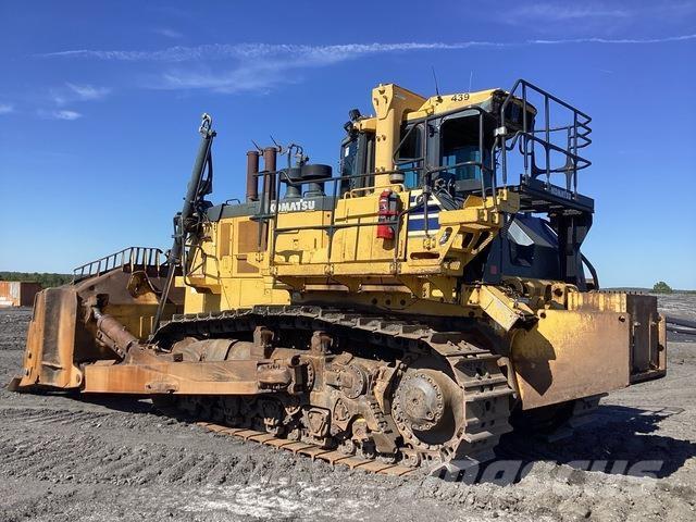 Komatsu D375A بلدوزرات مجنزرة
