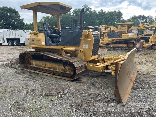 Komatsu D41E-6 بلدوزرات مجنزرة