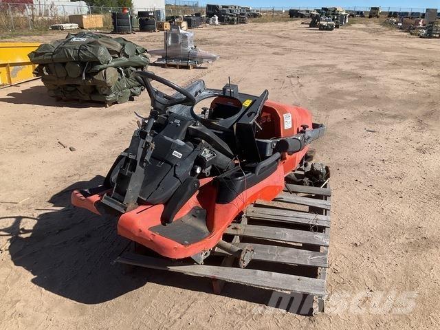 Kubota 3680 جرارات مدمجة