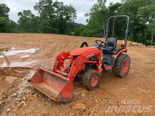 Kubota B2401DT جرارات مدمجة