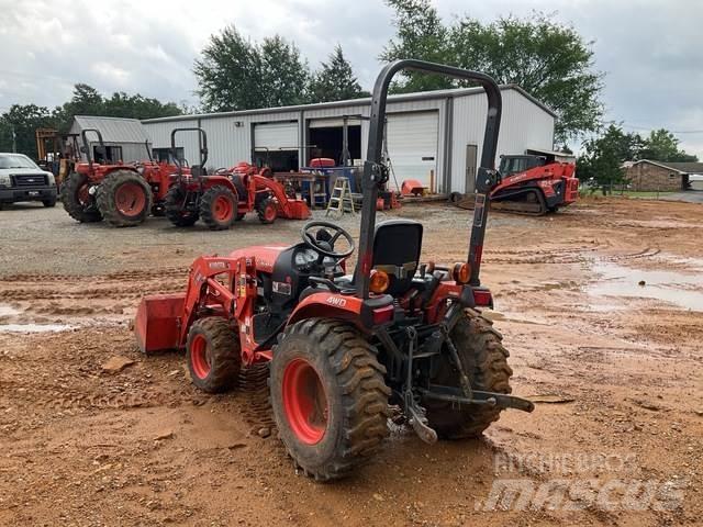 Kubota B2401DT جرارات مدمجة